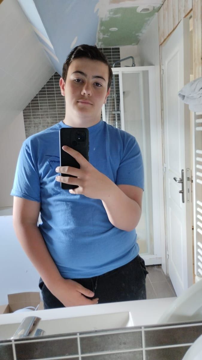 Profil de Enak