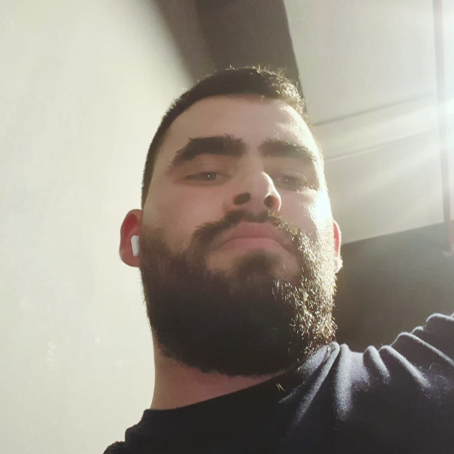 Profil de Yanis